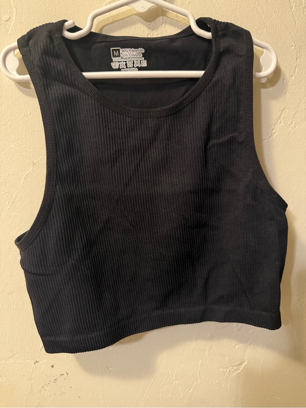 Black Ribbed Cropped Tank Top - Women's